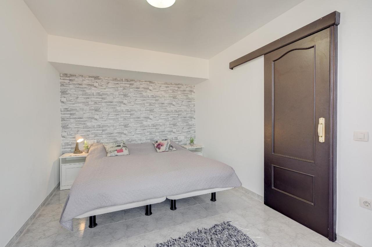 Luxury Apartment With Stunning Ocean View Puerto de Santiago  Ngoại thất bức ảnh